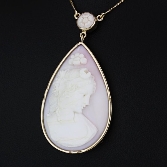 14k Yellow Gold Antique Victorian Greek Goddess Selene Cameo Necklace (c.1915) - Picture 2 of 5